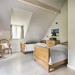 Grosszuegiges In Ostseenaehe Mit Grossem Garten, Ofen Und Sauna Fuer 12 Personen Pommerby (Gelting)