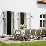 Grosszuegiges In Ostseenaehe Mit Grossem Garten, Ofen Und Sauna Fuer 12 Personen Casa vacanze Pommerby (Gelting)