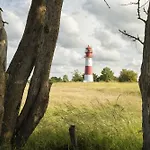 Casa vacanze Grosszuegiges In Ostseenaehe Mit Grossem Garten, Ofen Und Sauna Fuer 12 Personen
