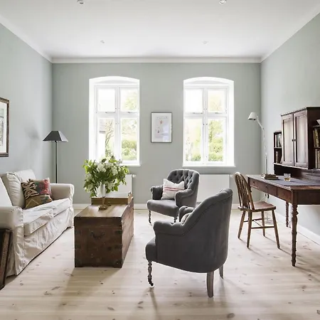 Semesterbostad Grosszuegiges In Ostseenaehe Mit Grossem Garten, Ofen Und Sauna Fuer 12 Personen Pommerby (Gelting)